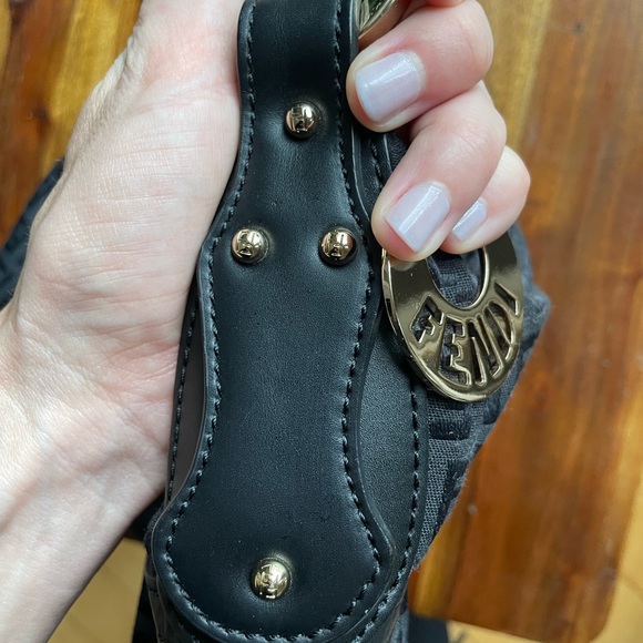 Fendi // vintage Big Tuc Zucchino shoulder bag - Picture 6 of 15